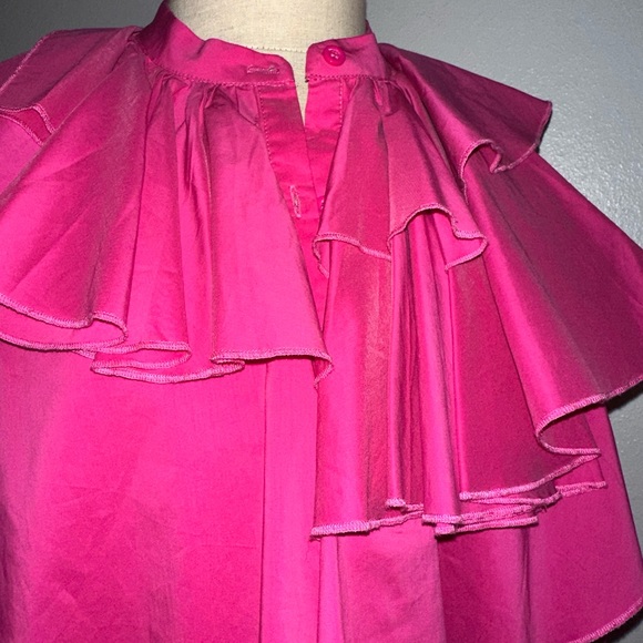 Pink ruffled blouse π©· - Picture 4 of 4